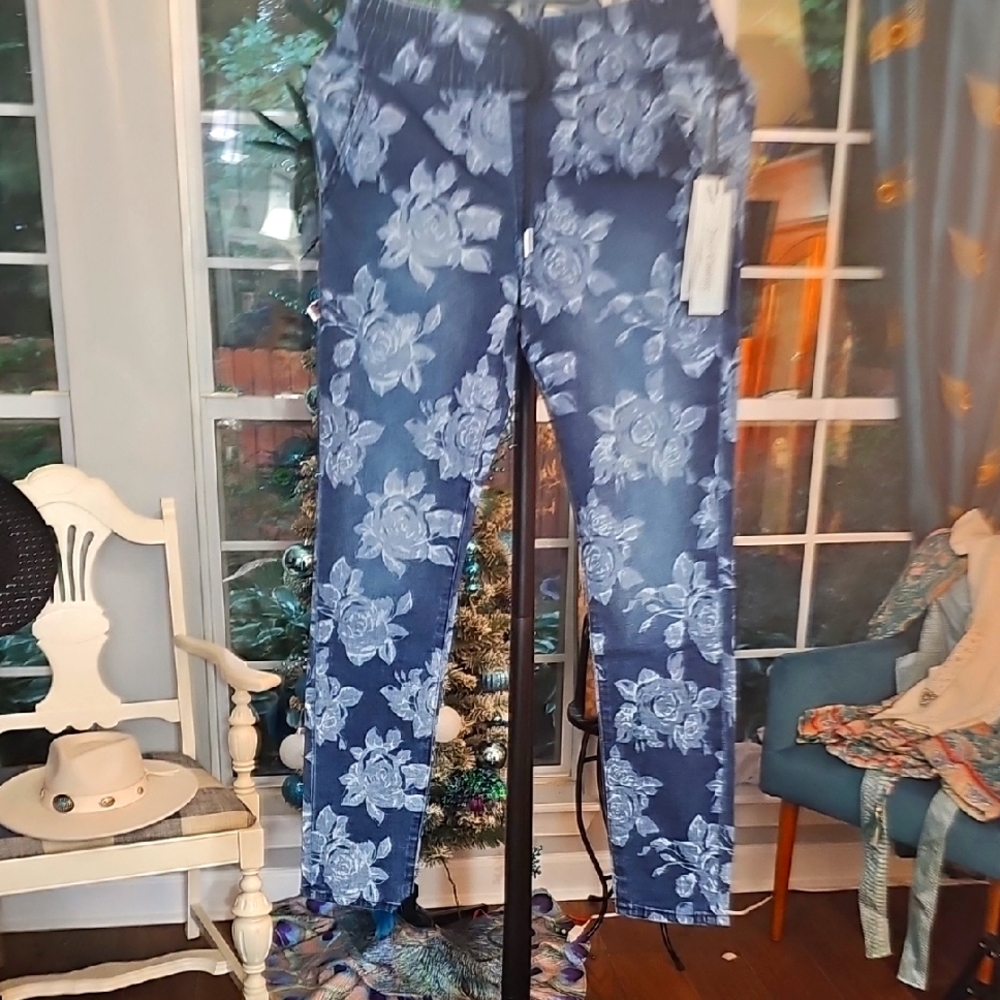 NWT Juicy Couture Navy Floral Pants